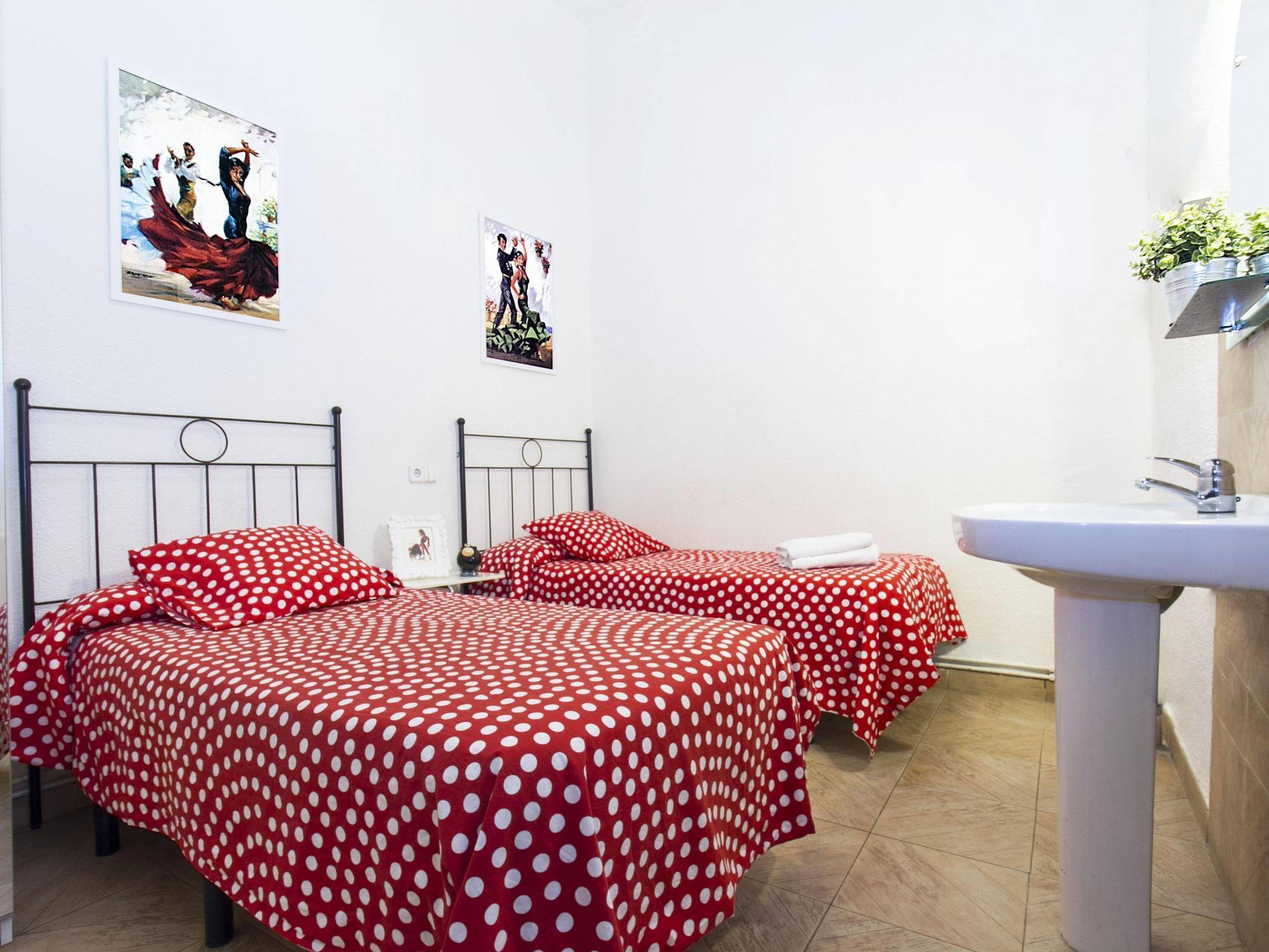 Hostal Bahia Madrid Eksteriør billede